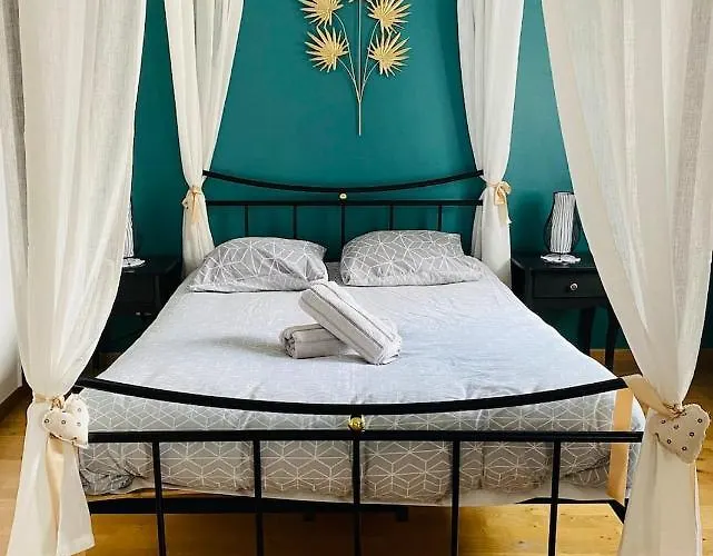 Au Pied De La Cathedrale Διαμέρισμα